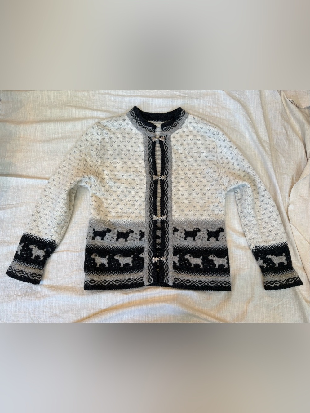 Vintage Nordic Scandinavian wool dog cardigan. S/M